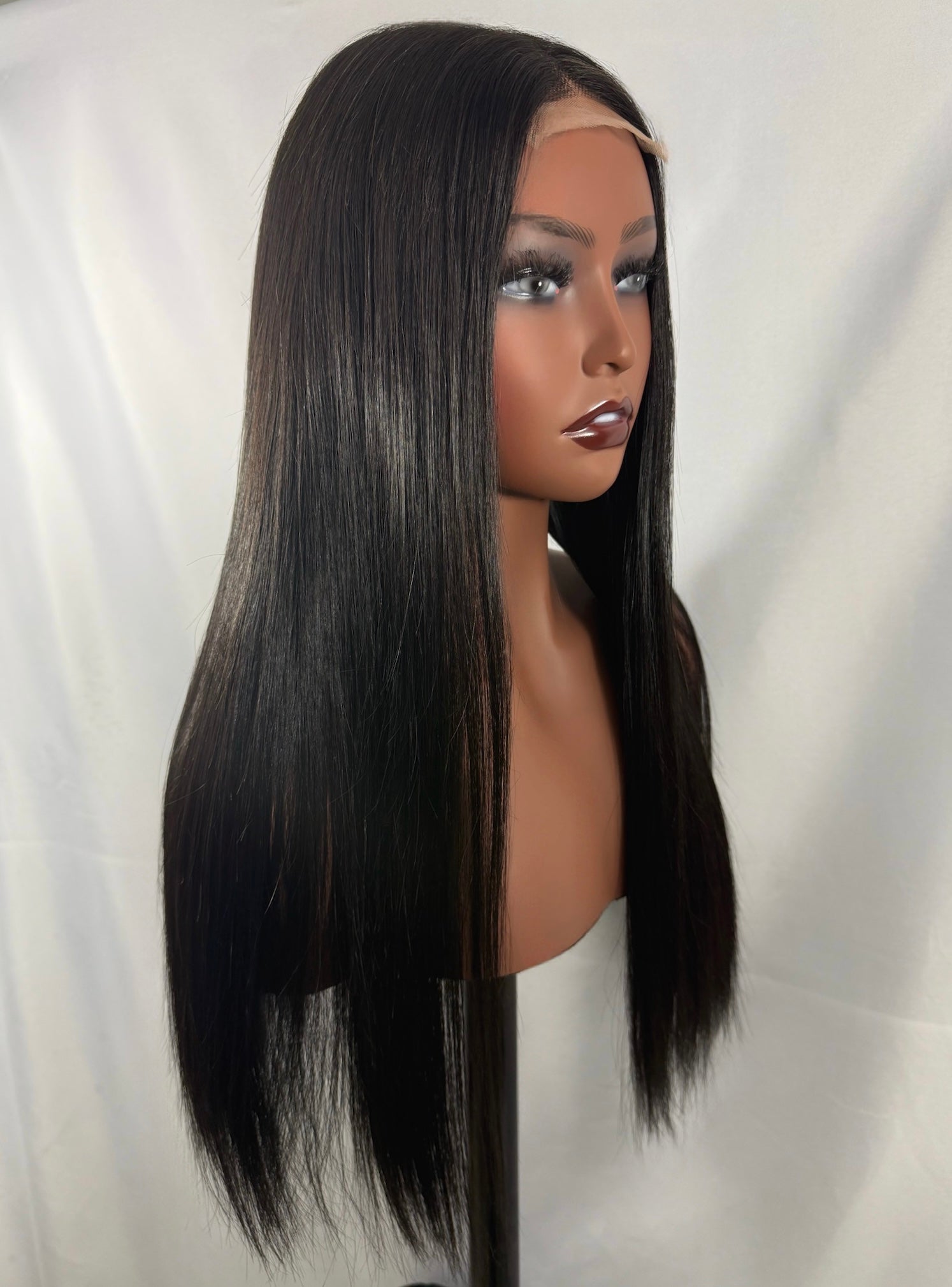 CASSIE - Perruque lisse closure