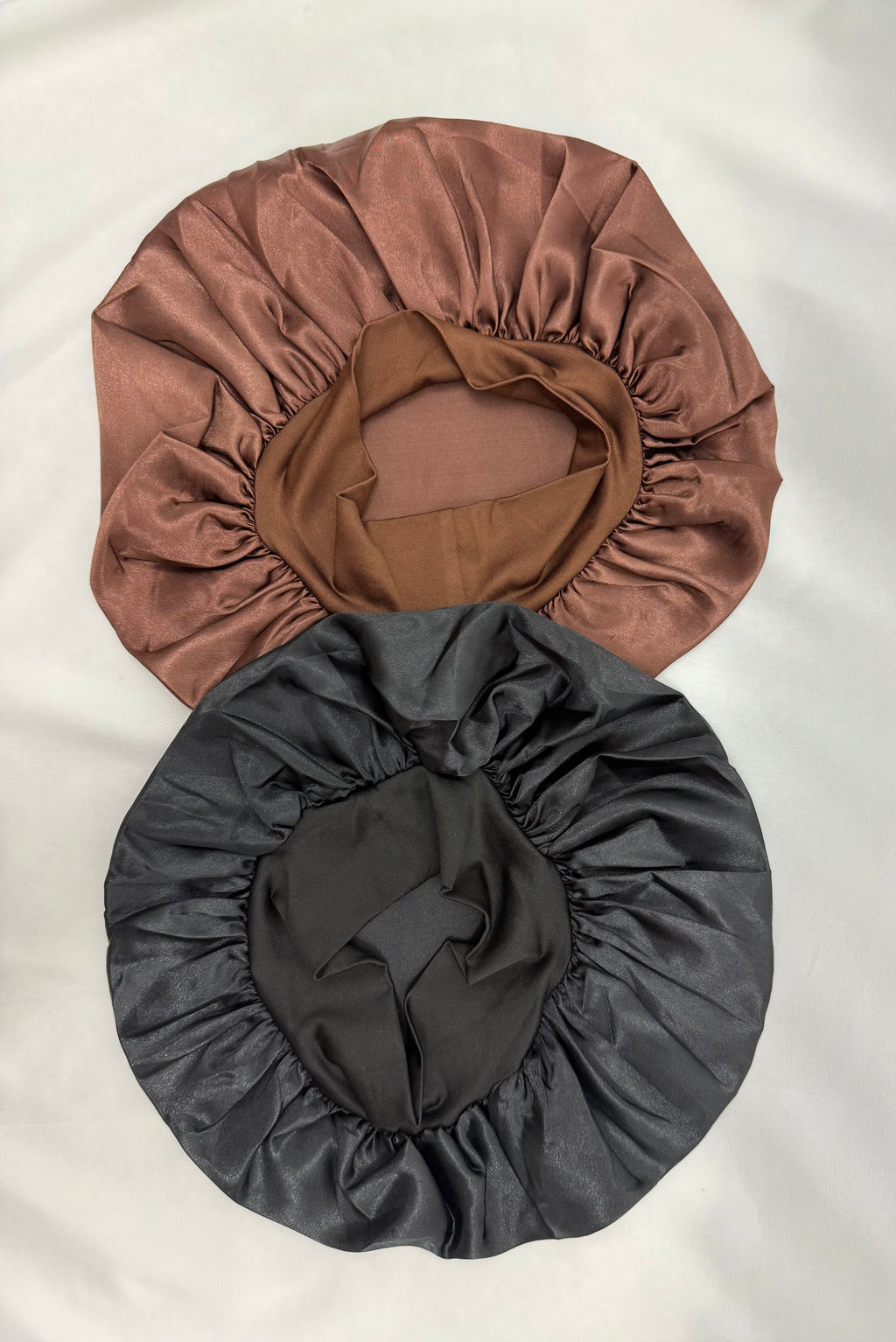 Bonnet en satin